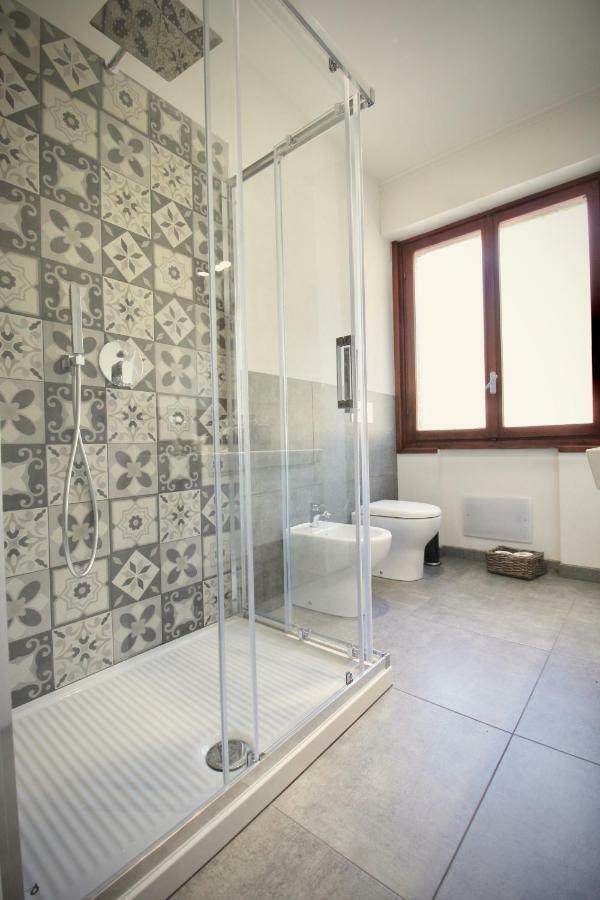 Pepe Nero Apartment Bordighera Exterior photo